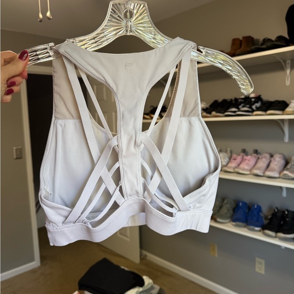 Strappy sports bra - Picture 2 of 2